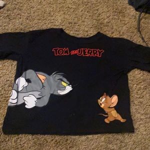 Black Tom and jerry crop top
